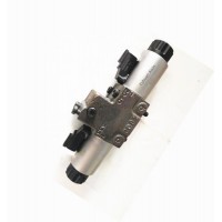 2040533 Hydraulic GROUP-CONTROL valve for Caterpillar engine